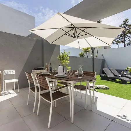 Villa Sena Lion - Splendid Contemporary 3 Bedroom - Private Swimming Pool - Close To Beach