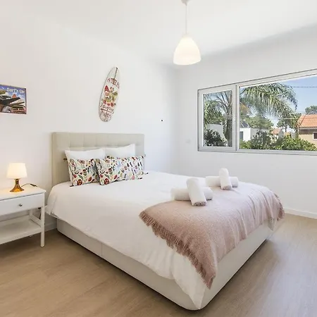 Sena Lion - Splendid Contemporary 3 Bedroom - Private Swimming Pool - Close To Beach *