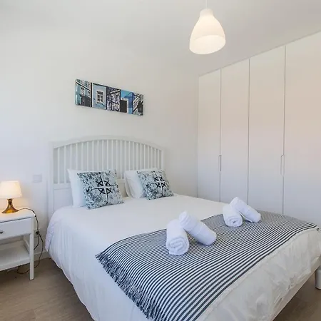 Sena Lion - Splendid Contemporary 3 Bedroom - Private Swimming Pool - Close To Beach * Aroeira (Setubal)